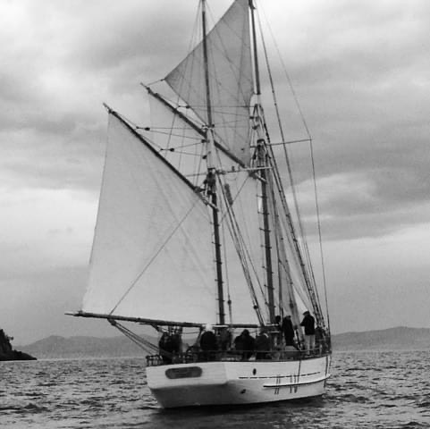 Sailing SV Rhona H