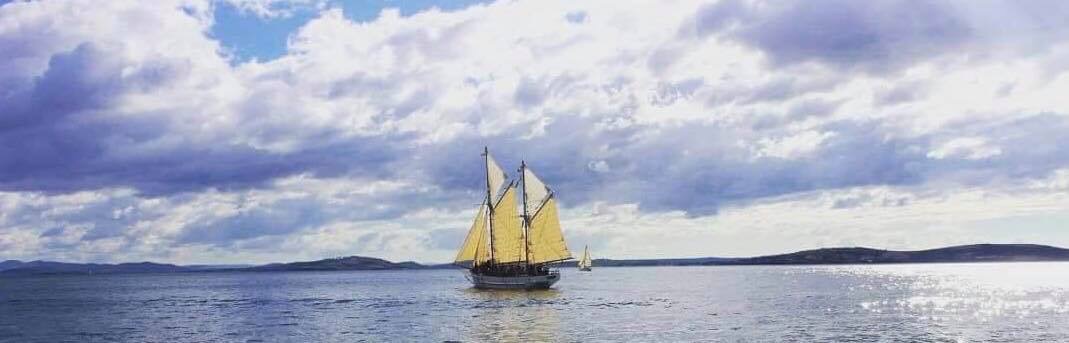 SV Rhona H under sail 