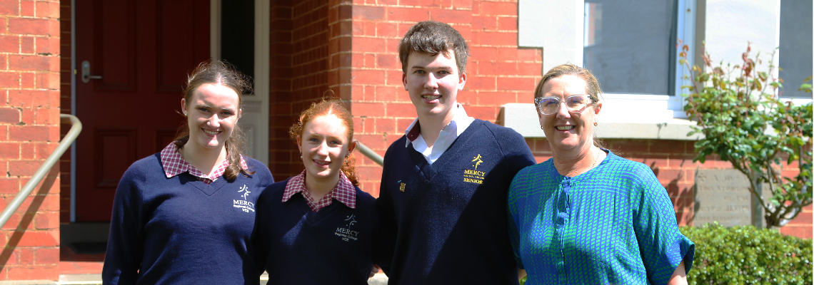 mrcscholarshipfund Hero Image