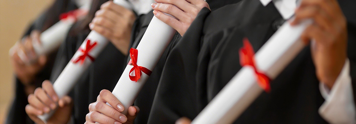 selimiyescholarship Hero Image