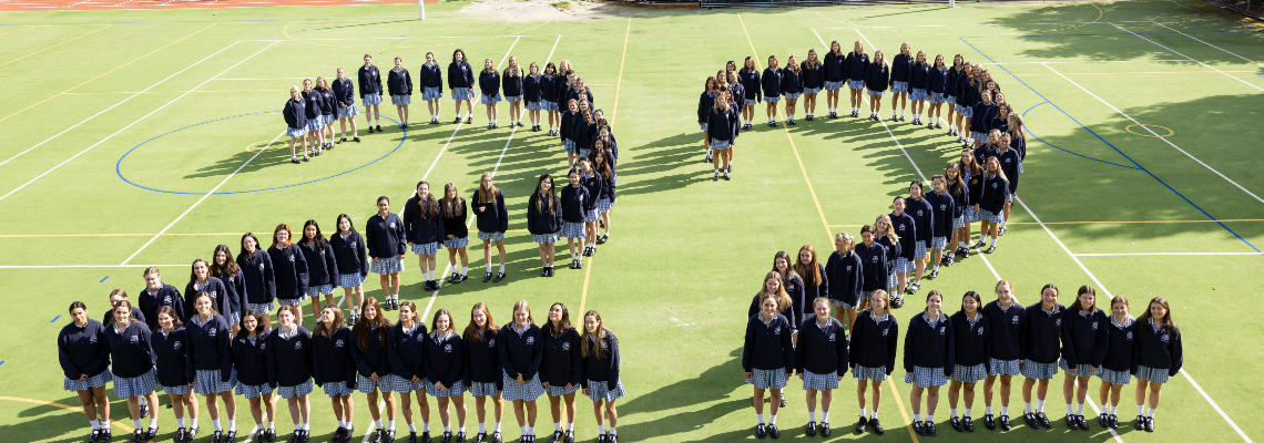 2022leavinggift Hero Image