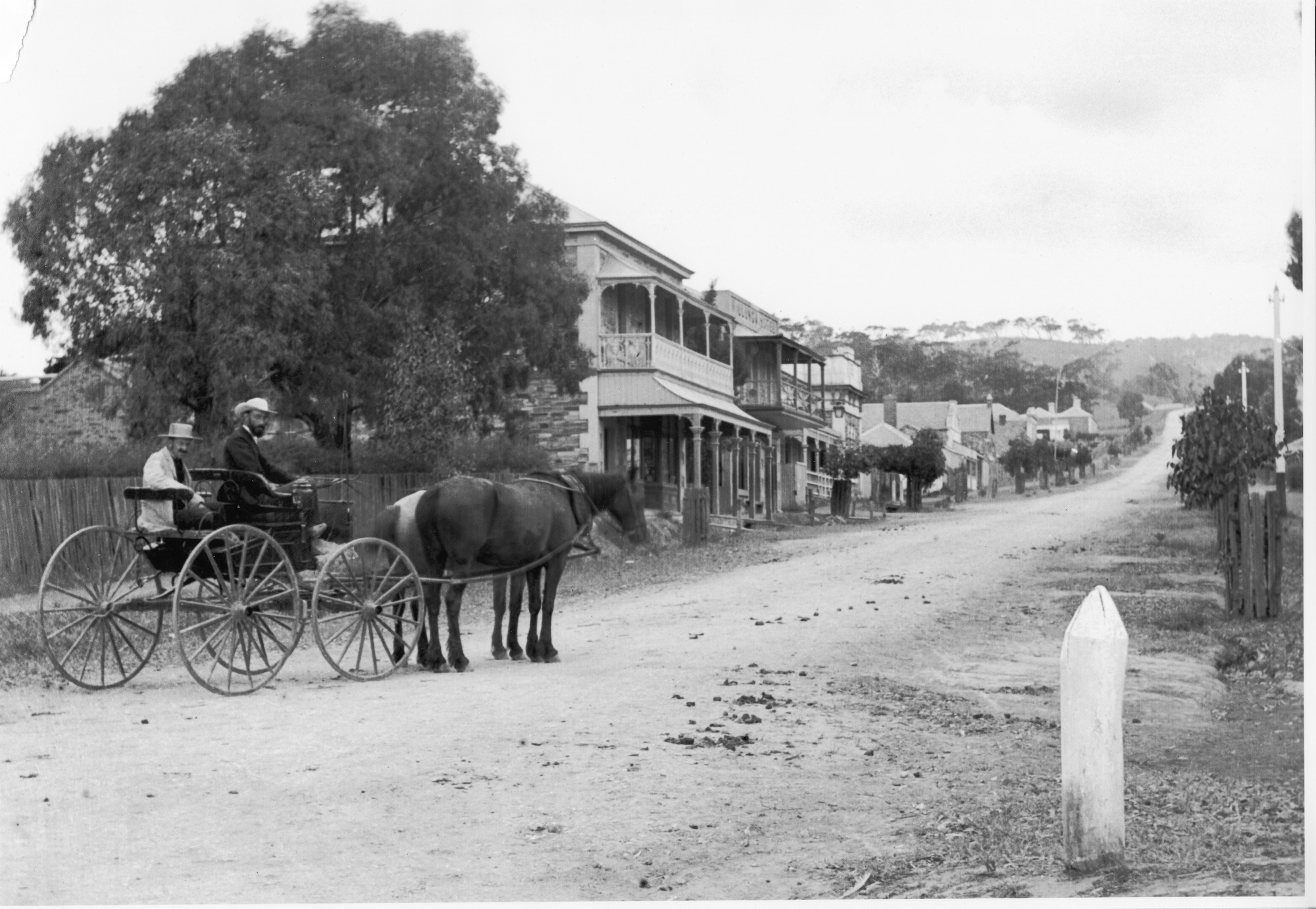 willunga-s-historic-heritage-walk-tickets-meet-at-willunga-courthouse