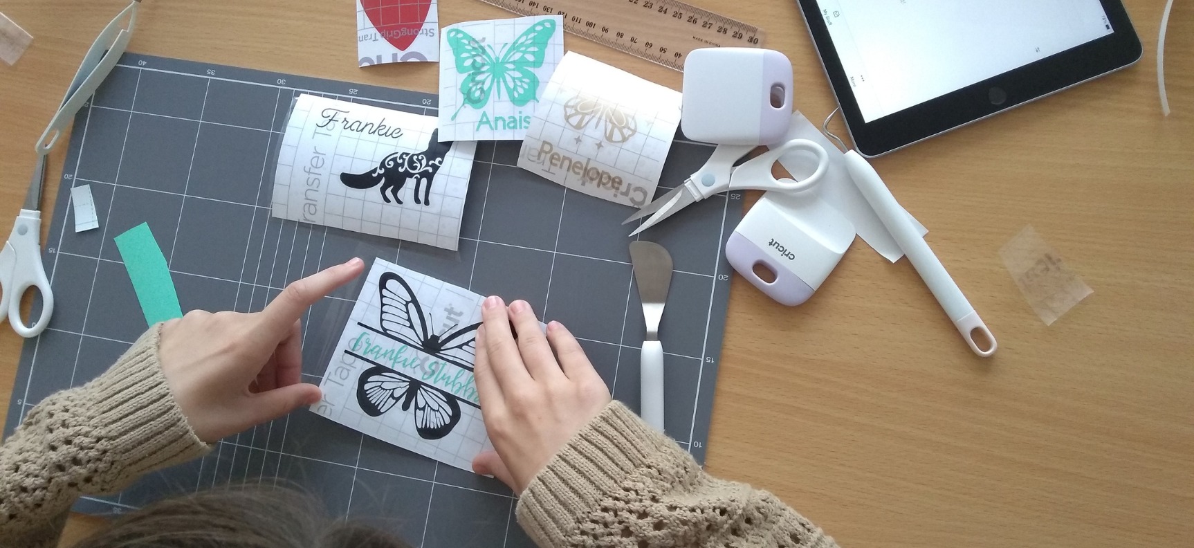 YA Cricut club at Umina Beach Library